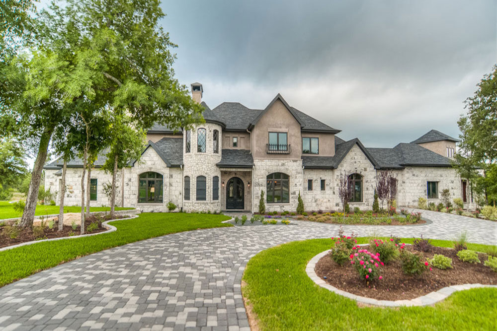 TX-pleasant-exterior-home-remodel